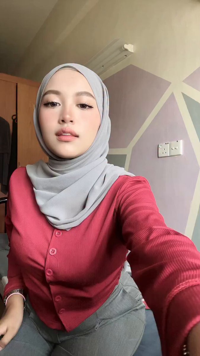 Top 5 Video Viral Trending Ukhti Indonesia Nafa Urbach One For All Jilbab Cream Berbentuk Lope New Global 2025 Official