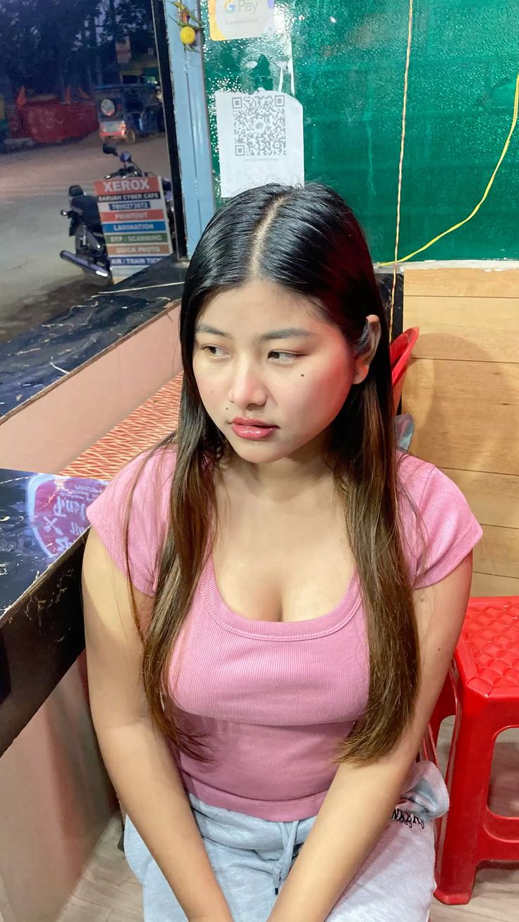 What is the meaning of “bocil”? – Question about Lagi Viral Top Global Official Video Indo Terbaru 2025