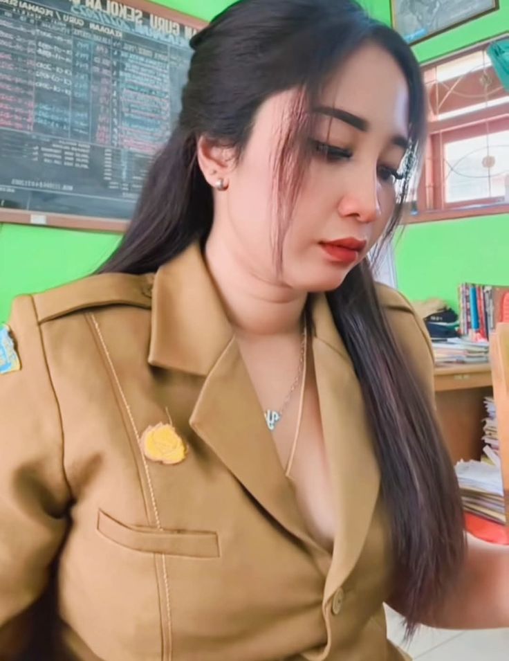 News Viral Indo Digoyang Tante Kenal Di Instagram Guru Smp Keluar Di Dalam Malah Nangis Takut Hamil Yandex Indonesia Terbaru Top Trending Global 2025