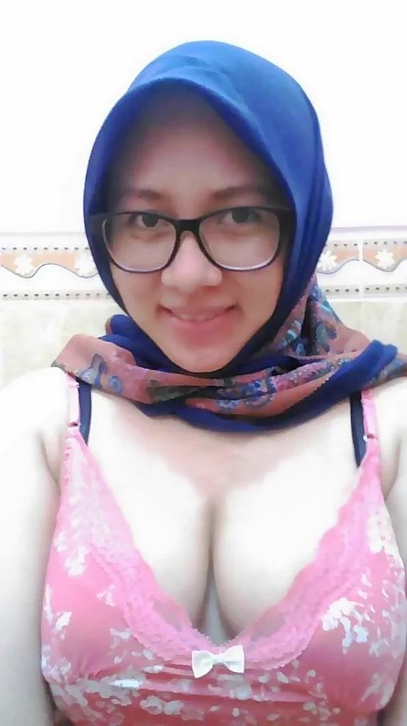 Indo Viral Digoyang Tante Hijab Kenal Di Instagram Yandex Indonesia Terbaru Top Trending Global 2026